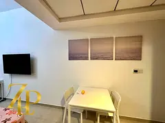 FURNISHED | BALCONY WITH STUNNING CITY VIEWS
