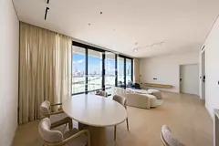 Serviced Residence | Vacant | Premium Furnished