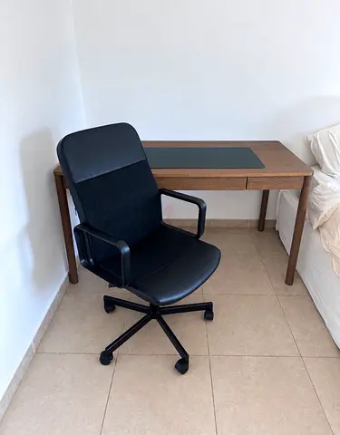 Office desk and chair