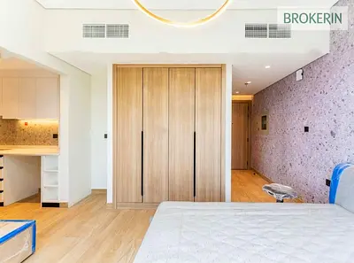 BRIGHT MORNINGS | BEAUTIFUL SPACE | GREAT LOCATION