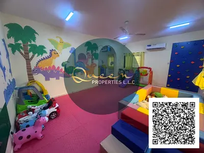 مساحة كبيرة / موقع مميز وحيوي / قريب من الخدمات والمرافق