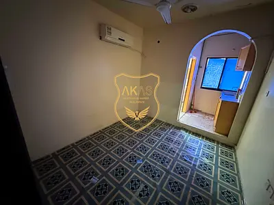 1. Affordable Unfurnished Apartment for Bachelors | Prime Location