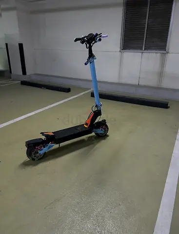 Used electric scooter — foldable, good condition