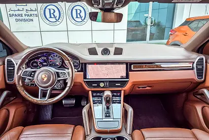 صورة 9 لـ 2020 Porsche CAYENNE