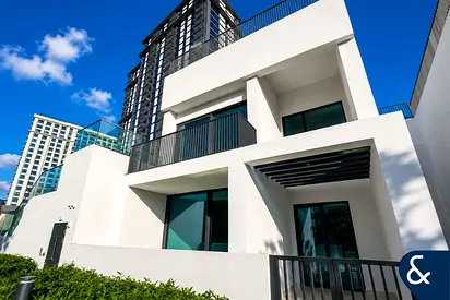 Two Beds + Maids I Rare Duplex I Park View