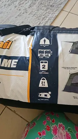 OzTrail Fast Frame tent - 10 people (used only once)
