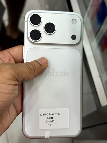 17 Pro Max 512 silver HK 100🔋