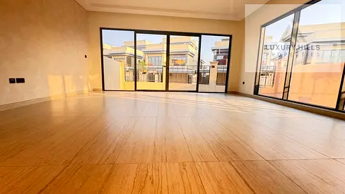 4 Bed TH| Single Row | Brand New | Vacant