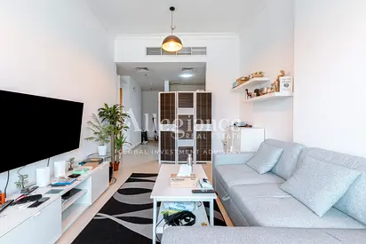 EXCLUSIVE 1BR | Burj Khalifa & Canal Views | ROI