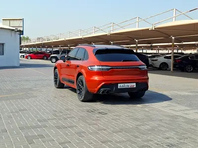 2023 Porsche MACAN photo 8