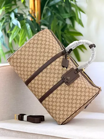 Travel bag