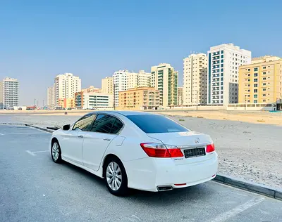 2015 Honda ACCORD 照片 2