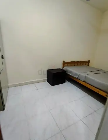 Family sharing room near metro green line
