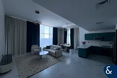 Penthouse | 3 Bed+Study+Maid | Spacious