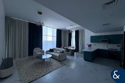 Penthouse | 3 Bed+Study+Maid | Spacious