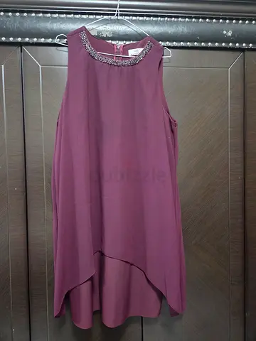 Maroon sleeveless embellished neckline dress — size XL