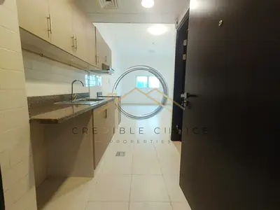 NEAR METRO| 12 CHEQUES| PRIME LOCATION