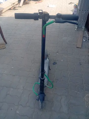 Electric scooter