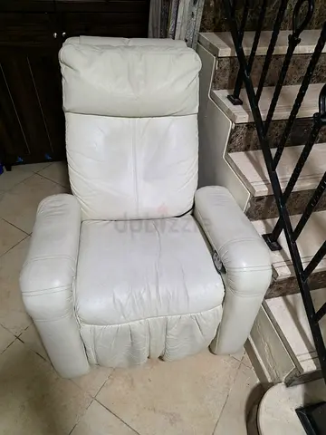 Electric Leather Massage Chair with power Remort