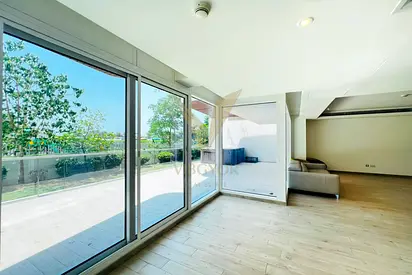SPACIOUS I 4 BR +MAID I PRIVATE JACUZZI