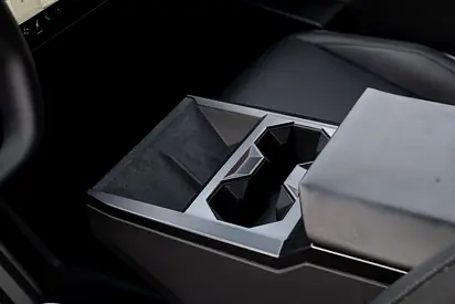 2026 Tesla CYBERTRUCK 照片 10