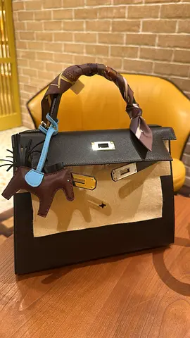 Hermes kelly 28 colour Bai-Brun Munich Store 09/2026