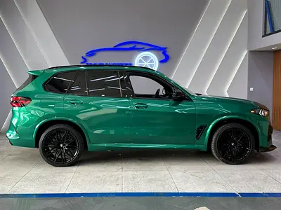 صورة 6 لـ 2025 BMW X5