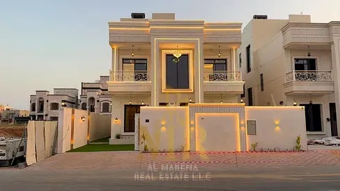 تصميم كلاسيكي راقي مع حديقه وارتداد خارجي | طابقين ورو ف + 5 غرف | بسعر يشمل رسوم التسجيل والتمليك