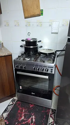 Used 4-burner freestanding gas stove with oven - good working condition