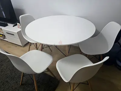 White Round Dining Table with 4 Modern Chairs - Good Condition