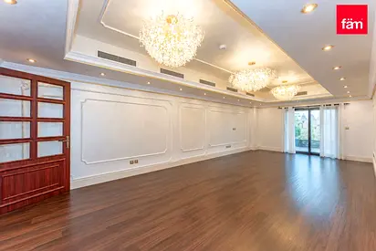Private Pool | Triplex | Available October 1st