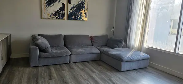 High Quality Pan Emirates Pianca Sofa With footstool