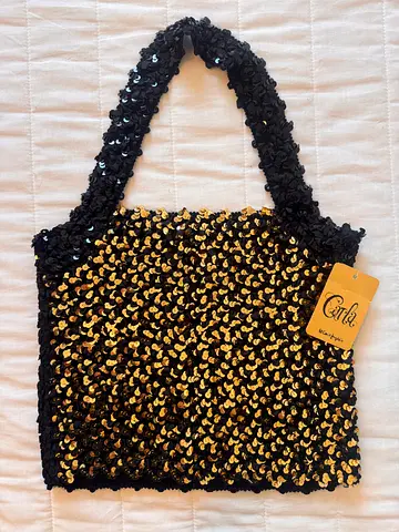 Carla by El Corte Ingles black and gold sequin embellished top - size M