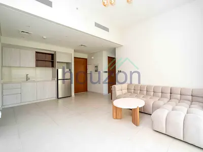 Branded + Spacious 1BR | Free Beach-Access | VOT