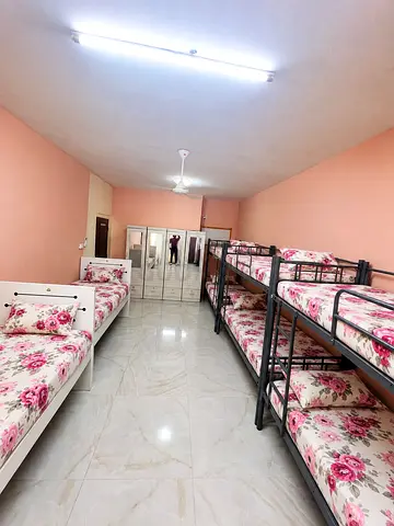 SOUTH INDIAN LADIES BEDSPACE NEAR AL NAHDA METRO