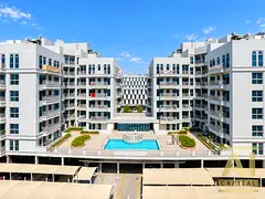 Spacious Layout | Best View | 2 stores + Laundry