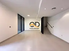 Luxury 4bhk townhouse with amenities