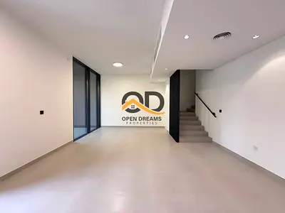 Luxury 4bhk townhouse with amenities