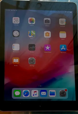 Apple iPad (working) — Good condition, Wi‑Fi