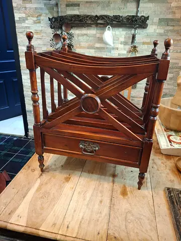 Wooden magazine/newspaper rack Vintage