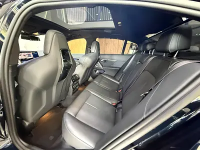 صورة 10 لـ 2025 BMW M5