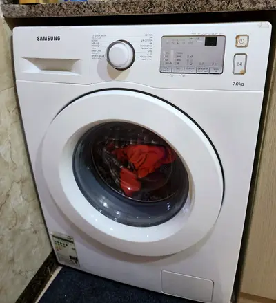 Samsung front load washing machine 7kg - good working condition