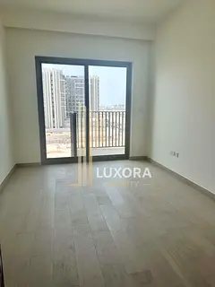 Spacious and Bright 1BR | Near Metro | City View