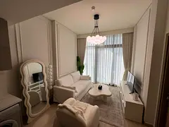 Modern 1BR | Fully Furnished | Pool View