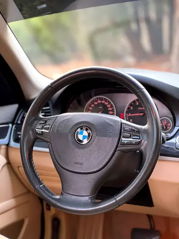 صورة 8 لـ 2014 BMW 5-SERIES