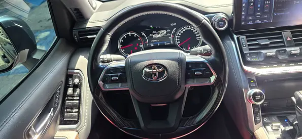 2023 Toyota Land Cruiser VXR Twin Turbo Full Option Accident Free Showroom Service Xpel PPF