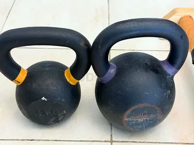 Full Iron Kettlebell 20kg and 12kg and parallette bars (Sold as set)