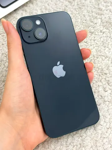 iPhone 14 256GB Midnight – Excellent Condition + Box