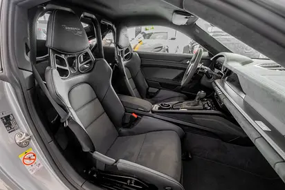 2025 Porsche 911 — миниатюра 14