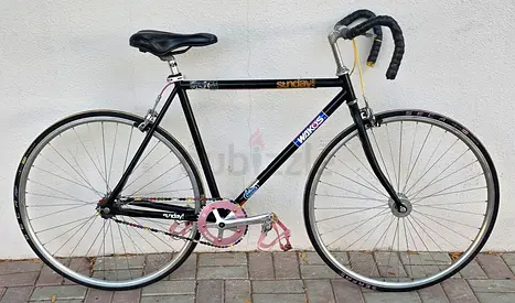 fixi road biak delivery available